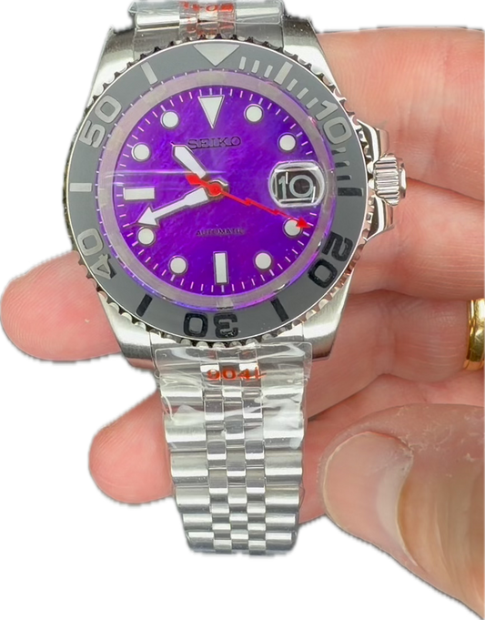 Reloj Automático Morado Lightning – Estilo Diver Personalizado