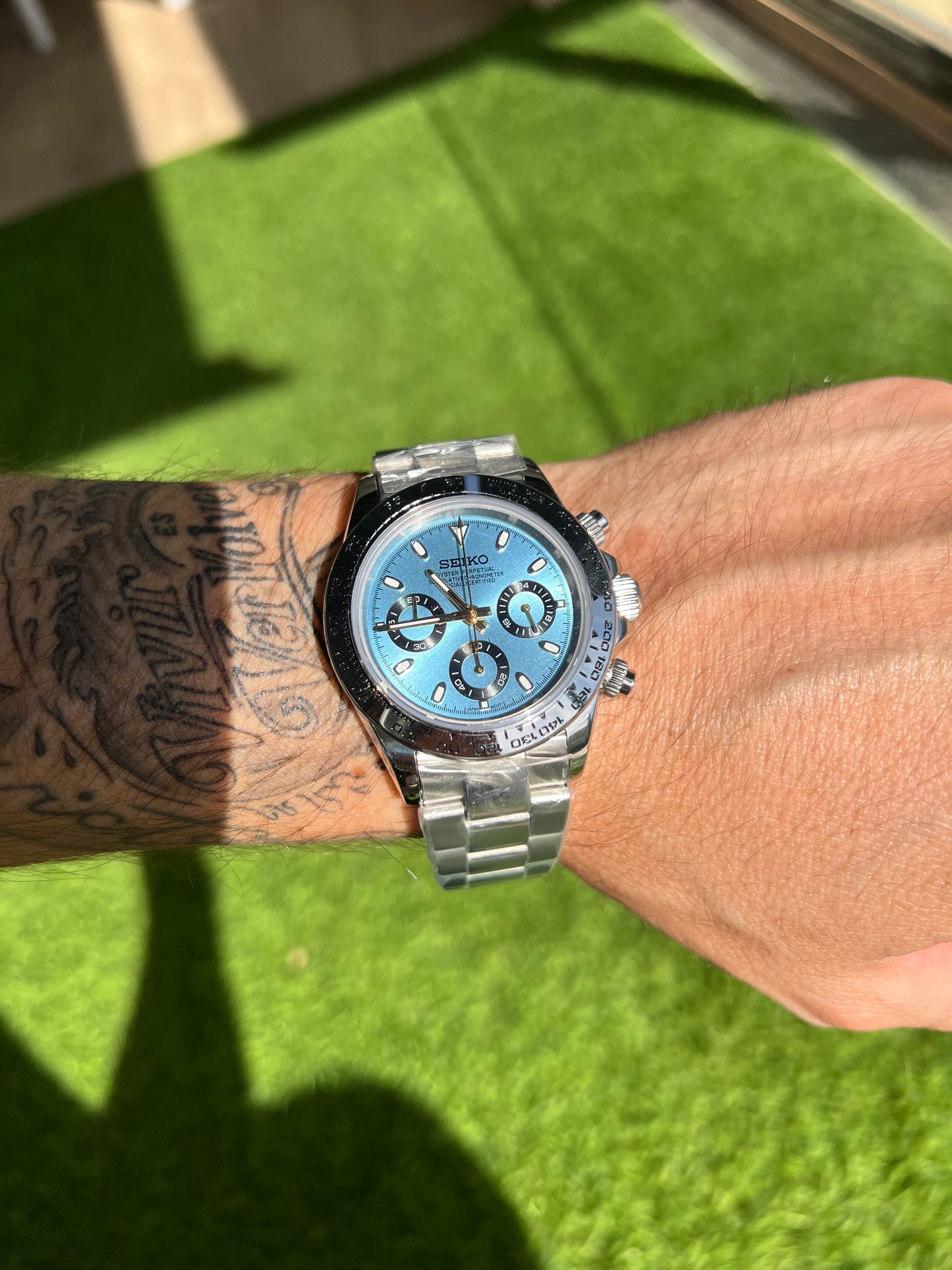 Reloj Cronógrafo VK63 Azul Hielo – Estilo Racing Elegante