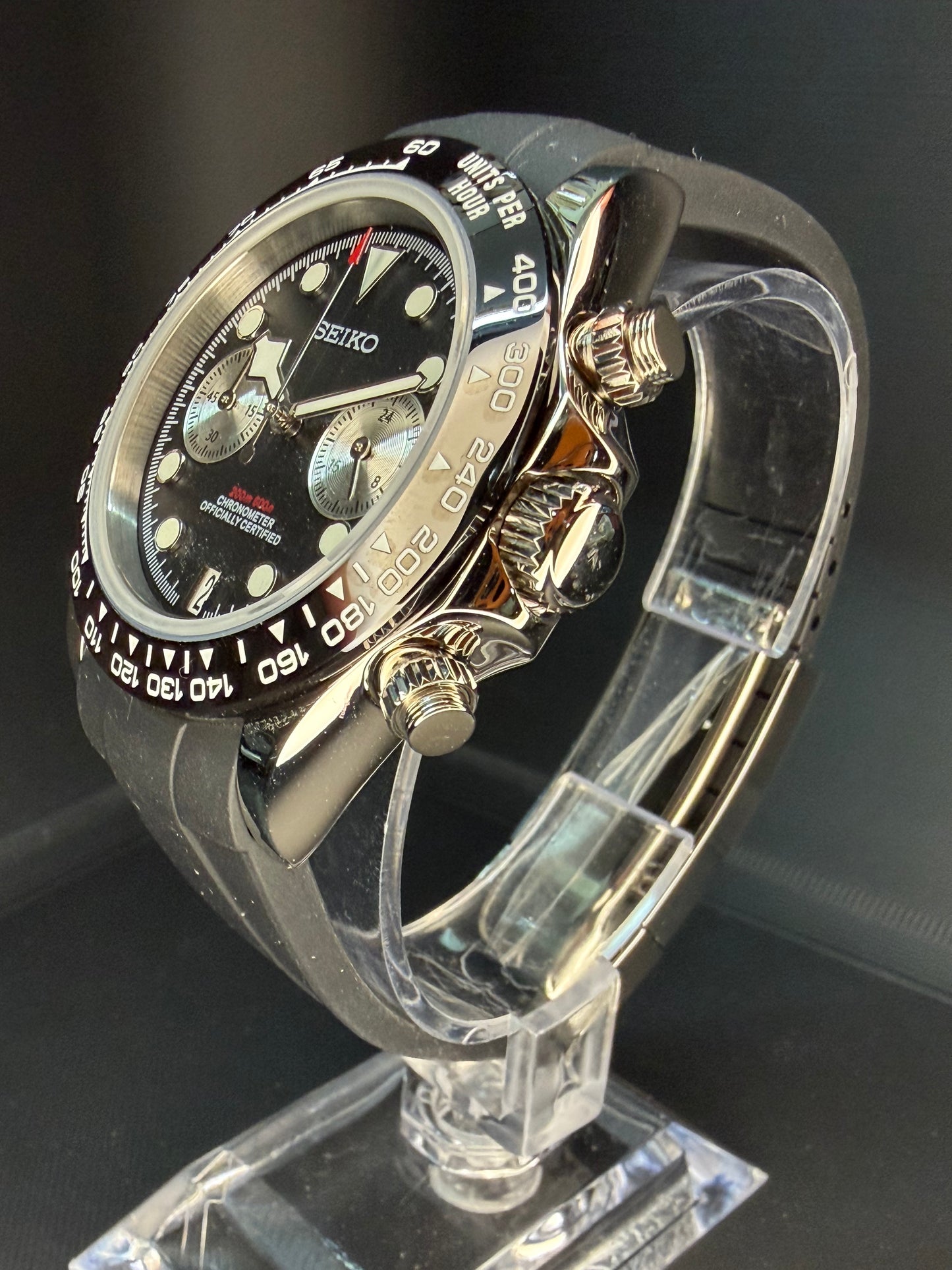 Reloj Cronógrafo VK64 Negro/Plata – Estilo Racing Elegante
