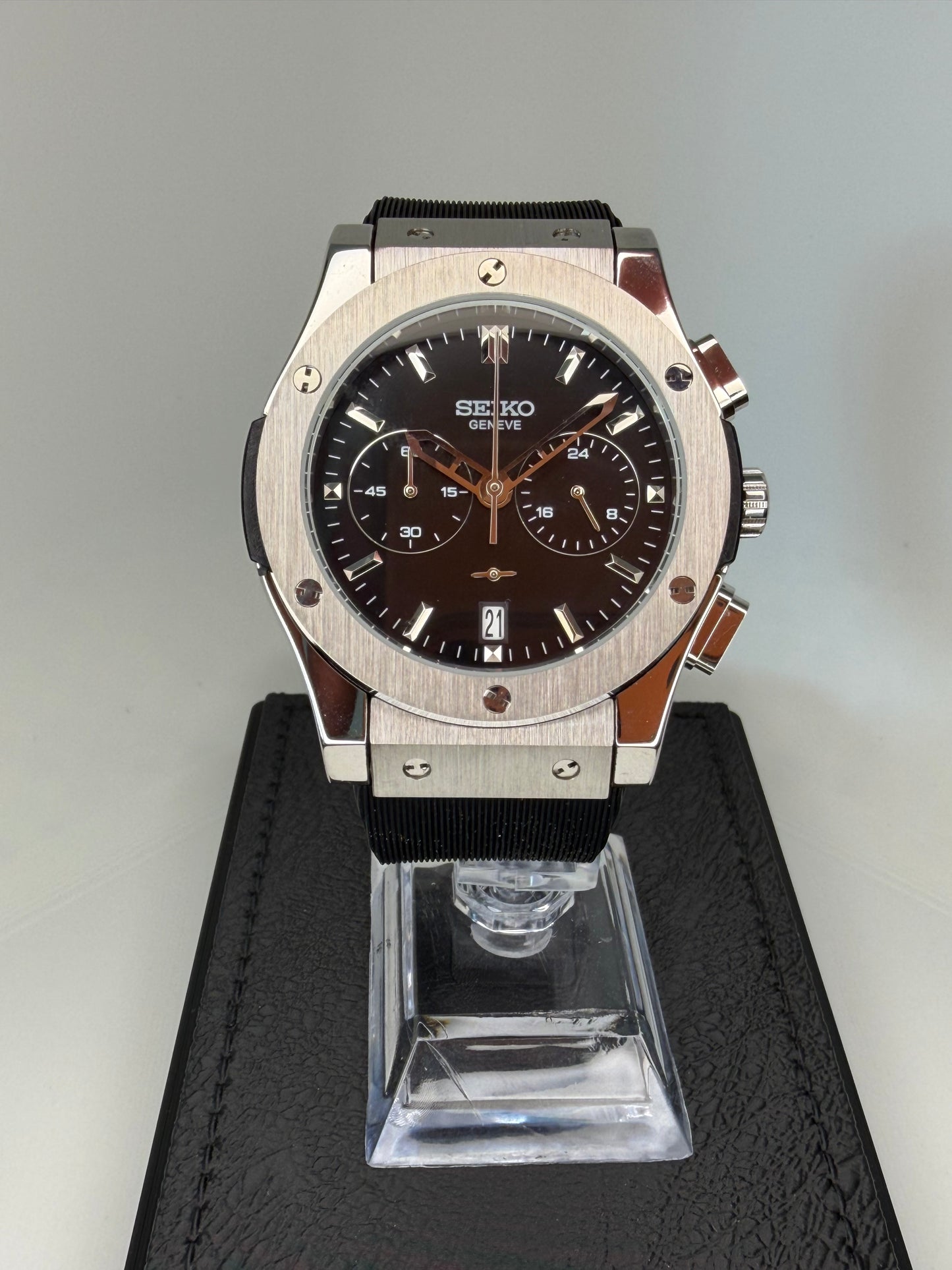 Reloj Cronógrafo VK63 Negro – Diseño Deportivo 43 mm con Correa de Caucho