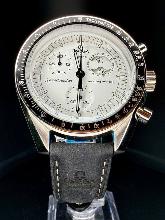 Moonphase “Snoopy” Blanco – Modificación a Inoxidable (Edición especial)