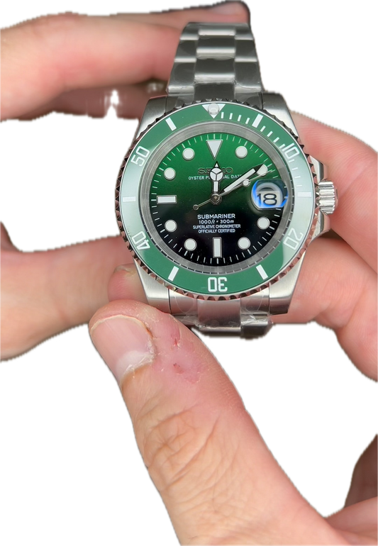 Seiko Submariner “Hulk Style” – Verde degradado con mucha fuerza 💚💪