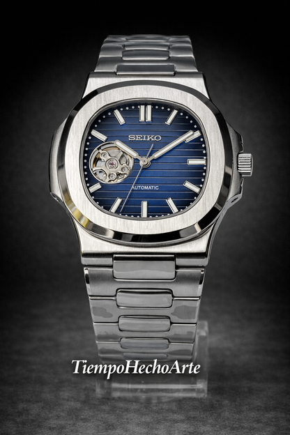 Reloj Automático Azul Open Heart – Diseño Deportivo con Brazalete Integrado