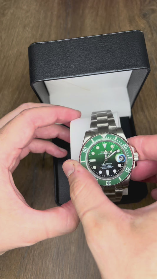 Seiko Submariner “Hulk Style” – Verde degradado con mucha fuerza 💚💪